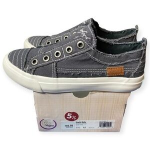 Blowfish Malibu US 5.5 Blue Tuna Play Slip On Sneaker ZS001